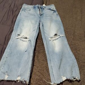Light Wash Distressed Wide-Leg Women’s Jeans
